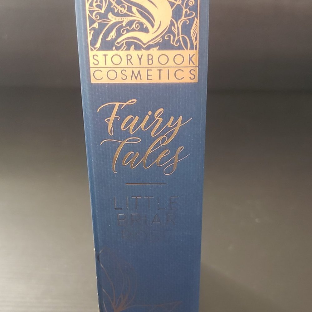STORYBOOK COSMETICS LITTLE BRIAR ROSE PALETTE $35 - Picture 7 of 7
